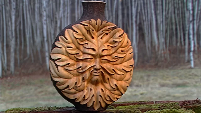 Michelle Holzapfel: Woodturner and Carver
